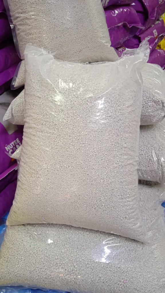 ARENA* 25 KG WHITE CAT